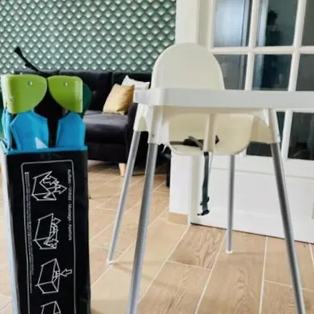 Family Home, Sauna & Villa Serris